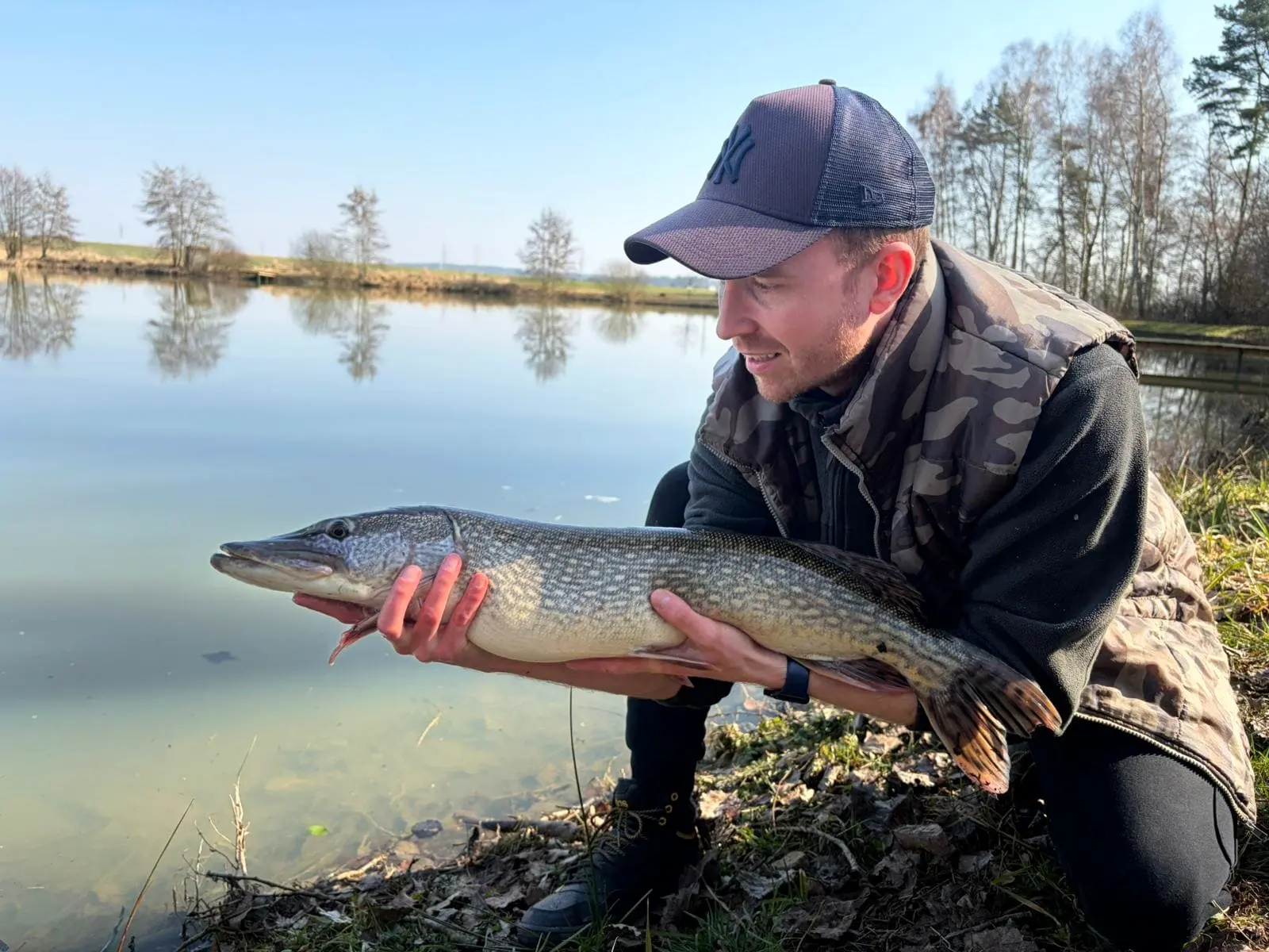 Štikový speciál u Žíšova — Chyť a pusť — respekt k vodě i rybě
